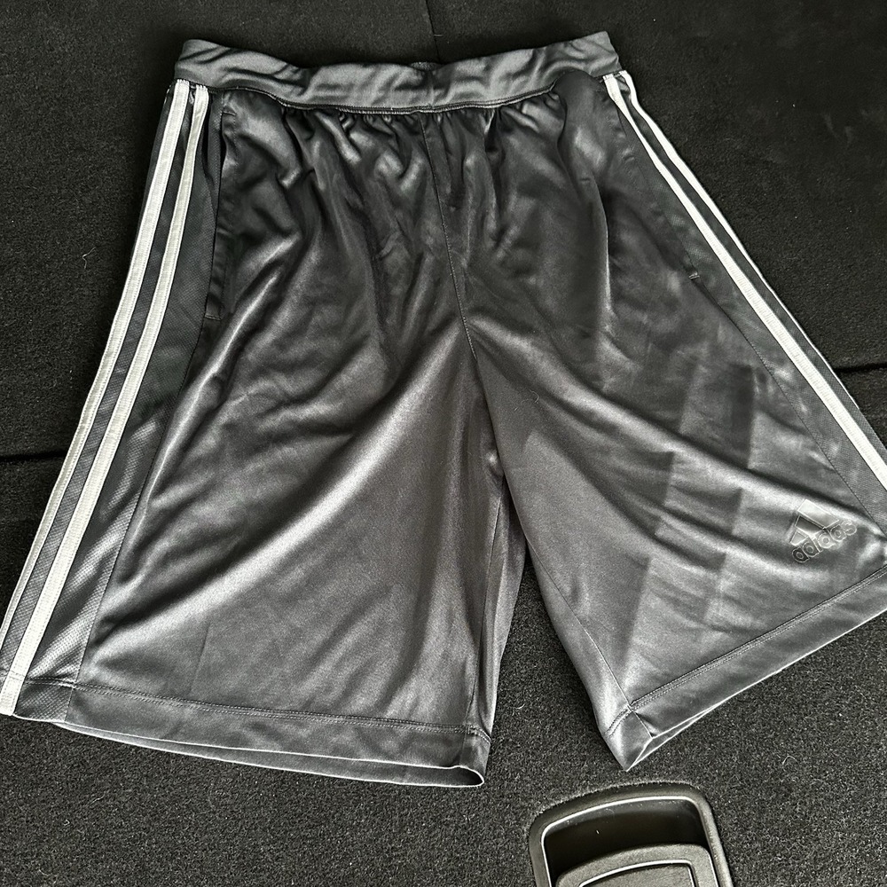 Adidas Climalite Men's M Medium Shorts Gray Black 3-Stripe Athletic Gym Running
